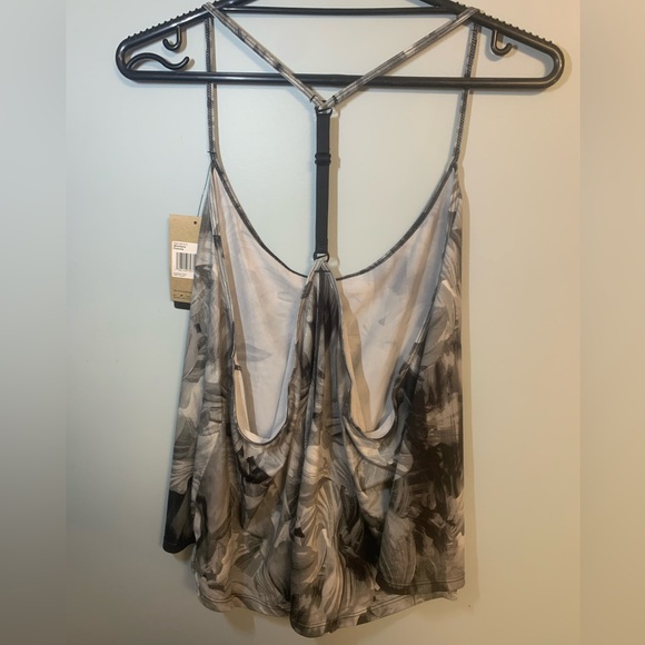 NWT NIKE Dri-Fit One Cropped Racerback Tank - 2X - Picture 2 of 4